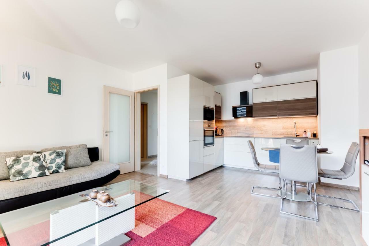 Apartment Stylish In Waltrovka *