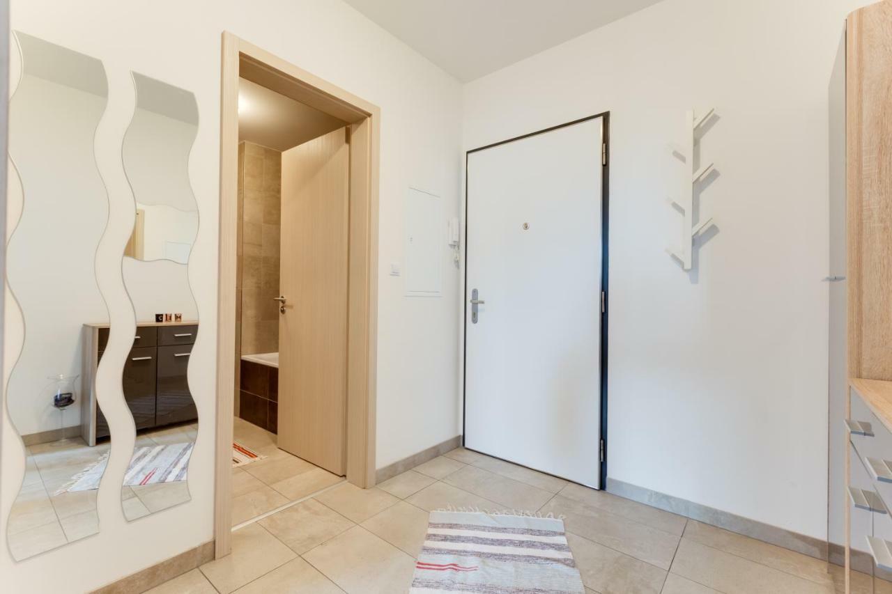 Apartment Stylish In Waltrovka
